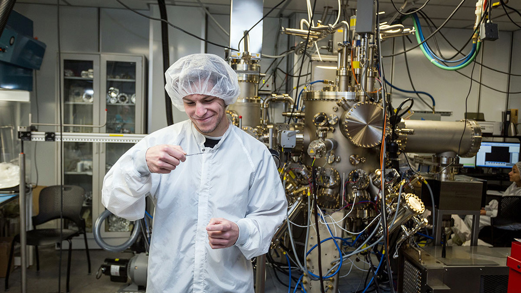 Researcher in the Molecular Beam Epitaxy Laboratory