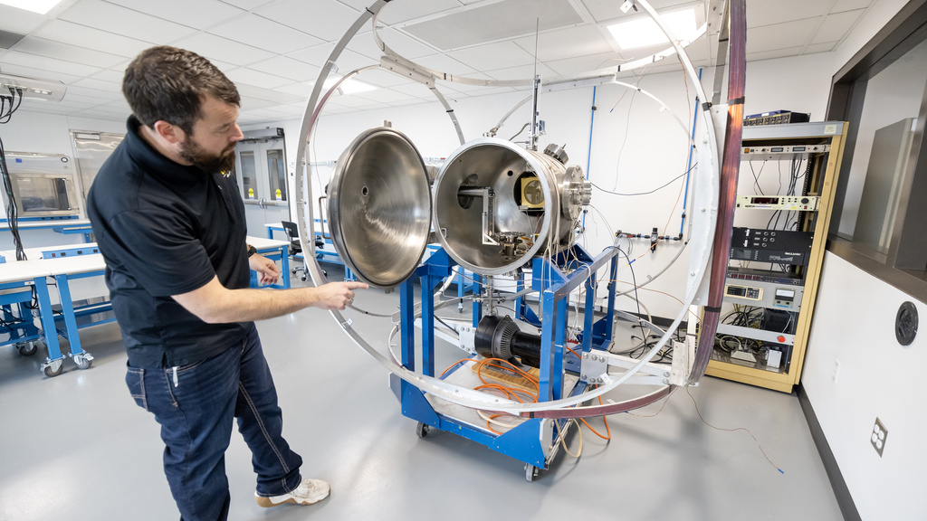 Richard Dvorsky gives a tour of the Iowa Spaceflight Laboratory at the University of Iowa.